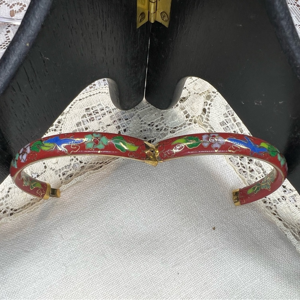 Vintage Cloisonne Enameled Floral Bangle Bracelet
Multicolor Hinged